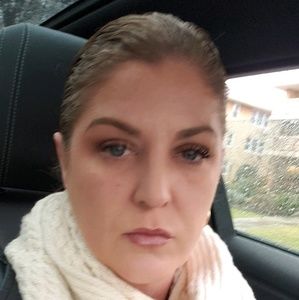 Meet your Posher, Jacqueline